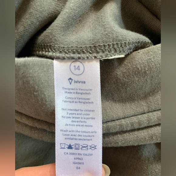 Ivivva reversible lightly insulated jacket - Picture 9 of 10